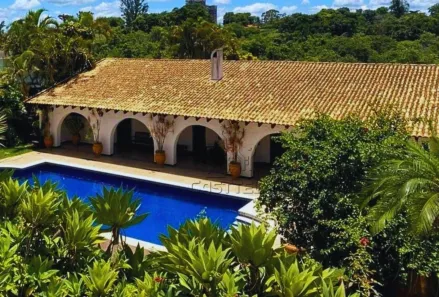 Casa com 7 Quartos à venda, 1000m² no Bela Suiça, Londrina