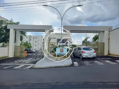Apartamento com 2 Quartos para alugar, 10m² no Centro, Marília