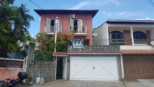 Casa com 4 Quartos à venda, 250m² no Nova Cidade, São Gonçalo
