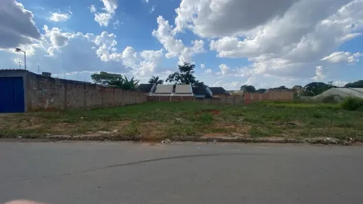 Lote/Terreno à venda, 369m² no Parque Ibirapuera, Aparecida de Goiânia