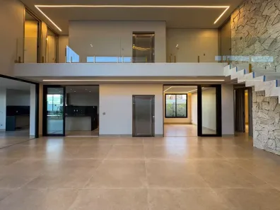 Casa de Condomínio com 4 Quartos à venda, 380m² no Granja Marileusa, Uberlândia