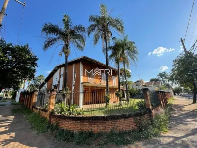 Casa com 4 Quartos para alugar, 326m² no Vila Velosa, Araraquara
