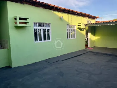 Casa com 3 Quartos à venda, 250m² no Jardim Universitário, Cuiabá