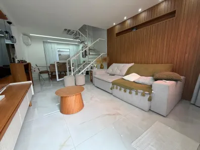Sobrado com 3 Quartos à venda, 90m² no Morada de Laranjeiras, Serra