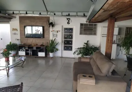 Casa com 3 Quartos à venda, 207m² no Cidade Jardim, Uberlândia
