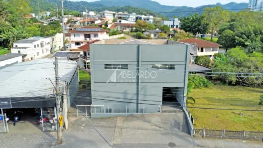 Galpão/Depósito/Armazém à venda, 319m² no Velha, Blumenau