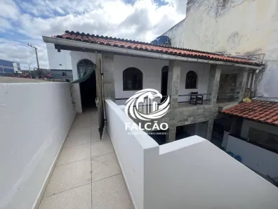 Imóvel Comercial com 10 Quartos para alugar, 500m² no Itapuã, Salvador