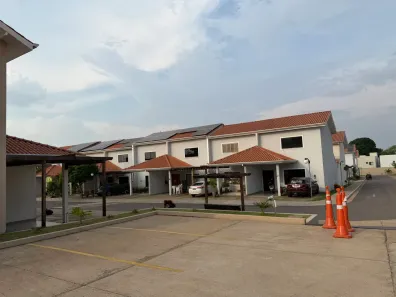Casa de Condomínio com 3 Quartos para alugar, 110m² no Rio Madeira, Porto Velho