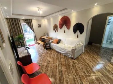 Sobrado com 2 Quartos à venda, 180m² no Jardim Emílio Carlos, Embu das Artes