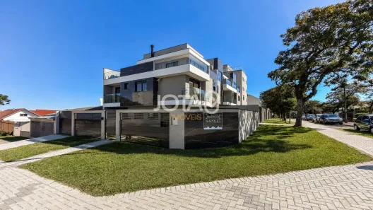 Sobrado com 3 Quartos à venda, 157m² no Água Verde, Curitiba