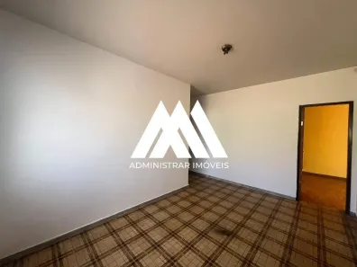 Casa com 4 Quartos para alugar, 74m² no Universitário, Itaúna
