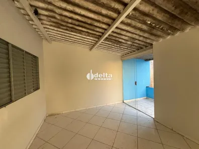 Casa com 2 Quartos à venda, 60m² no Shopping Park, Uberlândia