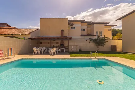 Casa com 4 Quartos à venda, 301m² no Camboinhas, Niterói