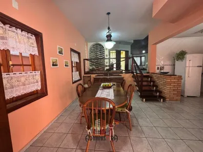 Casa de Condomínio com 3 Quartos à venda, 250m² no Granja Olga II, Sorocaba