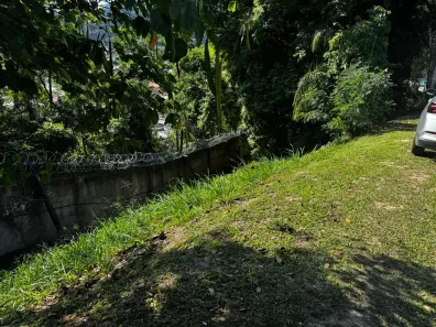 Lote/Terreno à venda, 760m² no Piratininga, Niterói