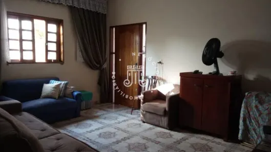 Sobrado com 3 Quartos à venda, 200m² no Parque Residencial Jundiaí, Jundiaí