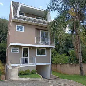 Sobrado com 3 Quartos para alugar, 156m² no São Braz, Curitiba