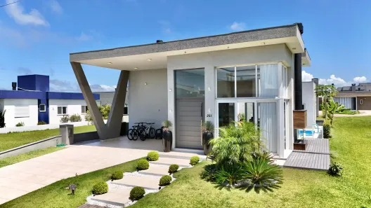 Casa de Condomínio com 4 Quartos à venda, 200m² no Capão da Canoa, Capão da Canoa