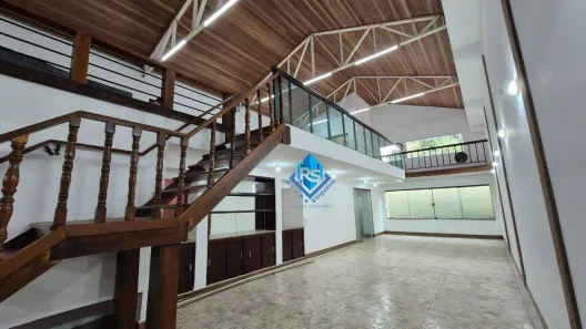 Ponto Comercial para alugar, 277m² no Jardim, Santo André