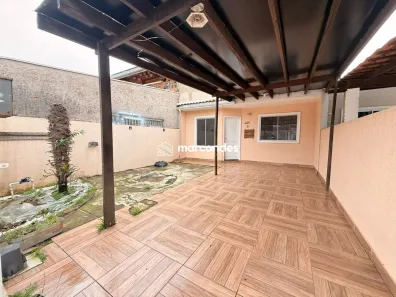Casa com 2 Quartos para alugar, 58m² no Gralha Azul, Fazenda Rio Grande