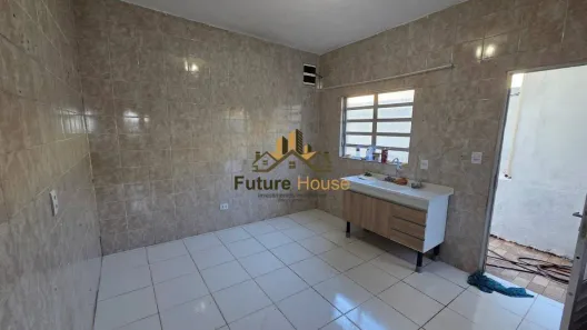 Casa com 2 Quartos para alugar, 80m² no Santo Antônio, Osasco