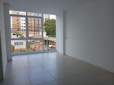Apartamento com 2 Quartos para alugar, 70m² no Vila Veranópolis, Cachoeirinha