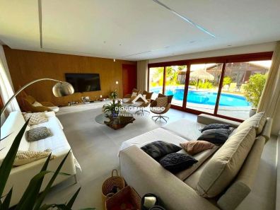Casa com 14 Quartos à venda, 517m² no Rio Tavares, Florianópolis