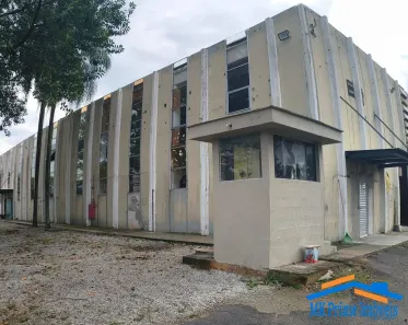 Imóvel Comercial para alugar, 10000m² no Industrial Anhangüera, Osasco