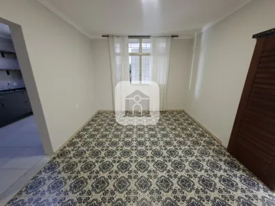 Casa com 3 Quartos para alugar, 150m² no Martins, Uberlândia