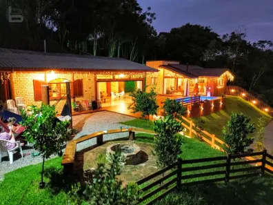 Fazenda/Sítio com 3 Quartos à venda, 200m² no Pagará, Santo Amaro da Imperatriz