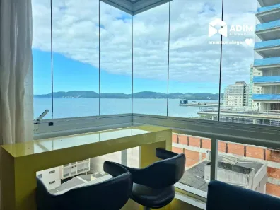 Apartamento com 3 Quartos para alugar, 128m² no Meia Praia, Itapema