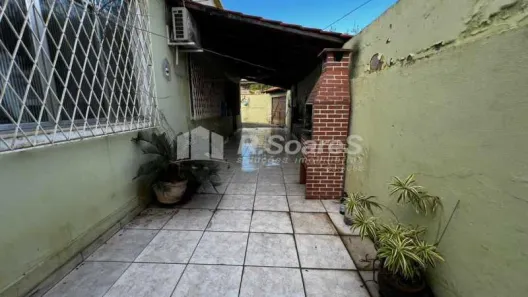 Casa com 3 Quartos à venda, 115m² no Marechal Hermes, Rio de Janeiro