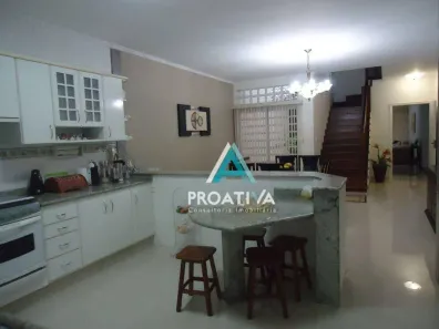 Sobrado com 3 Quartos à venda, 290m² no Pinheirinho, Santo André