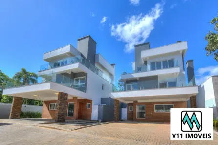 Casa de Condomínio com 3 Quartos à venda, 300m² no Pedra Redonda, Porto Alegre