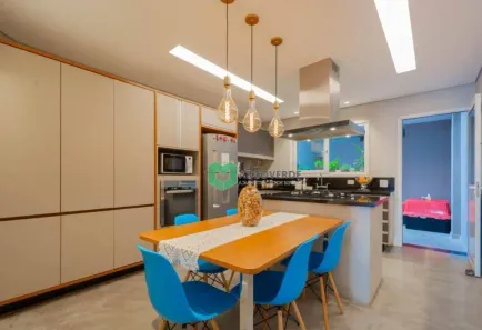 Casa com 3 Quartos à venda, 146m² no Vila Madalena, São Paulo