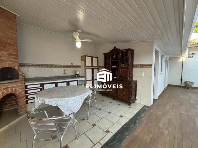 Casa de Condomínio com 4 Quartos à venda, 225m² no Jardim das Cerejeiras, Arujá