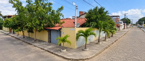 Casa com 3 Quartos para alugar, 130m² no Arembepe (Abrantes), Camaçari