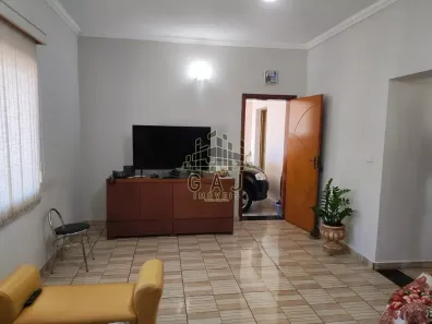 Casa com 2 Quartos à venda, 134m² no Centro, Santa Bárbara D'Oeste