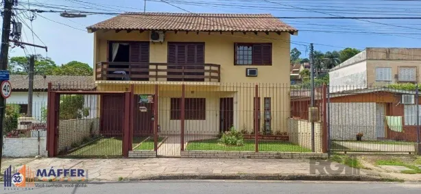 Casa com 3 Quartos à venda, 271m² no Jardim Sabará, Porto Alegre