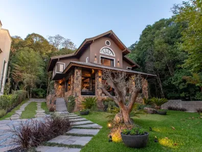 Casa de Condomínio com 4 Quartos à venda, 282m² no Vila Moura, Gramado
