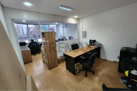 Sala Comercial para alugar, 29m² no Santa Lúcia, Vitória