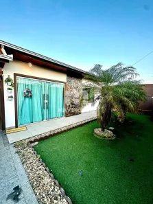 Casa com 2 Quartos à venda, 100m² no Paranaguamirim, Joinville