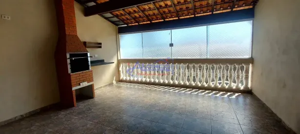 Casa com 2 Quartos para alugar, 125m² no Vila Zezé, Jacareí