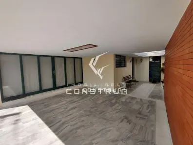 Casa com 3 Quartos à venda, 482m² no Taquaral, Campinas