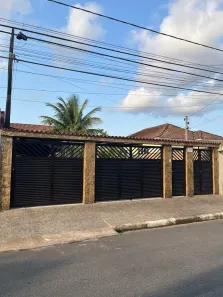 Sobrado com 4 Quartos à venda, 250m² no Vila São Jorge, São Vicente