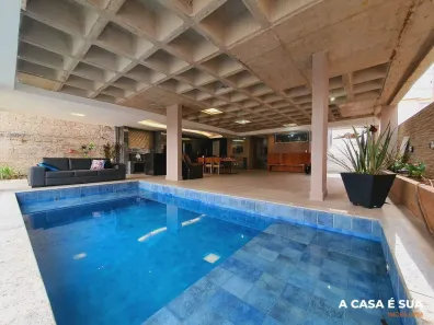 Casa com 3 Quartos à venda, 400m² no Estância Silveira, Contagem