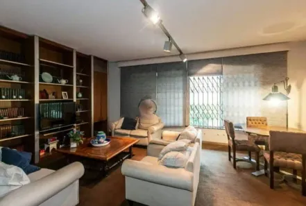 Sobrado com 7 Quartos à venda, 600m² no Jardim Guedala, São Paulo