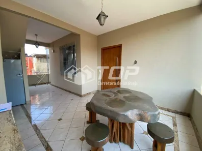 Apartamento com 3 Quartos para alugar, 100m² no Santo Antônio, Cachoeiro de Itapemirim