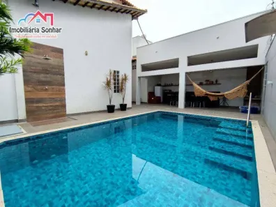 Casa com 3 Quartos à venda, 250m² no Plano Diretor Sul, Palmas