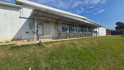 Galpão/Depósito/Armazém para alugar, 732m² no Chácara Santo Antônio, Araçoiaba da Serra/SP